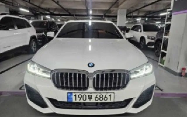 수원중고차가격표 5시리즈 (G30) 530i M 스포츠 매물 사진 12 - 2022/08 59,965km