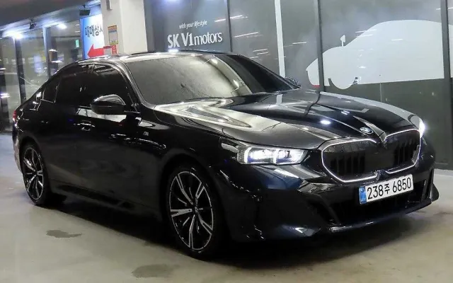 수원중고차가격표 5시리즈 (G60) 530i xDrive 매물 사진 17 - 2025/03 30,255km